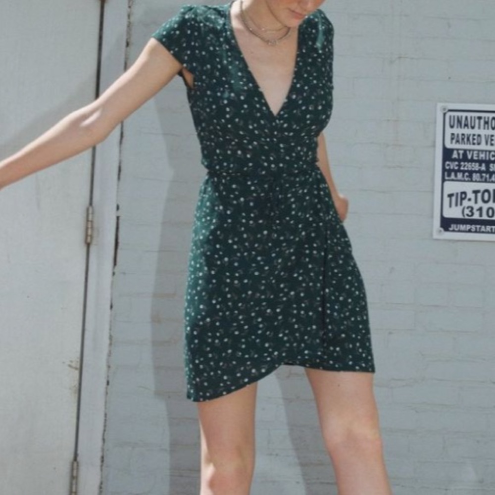 NWOT Brandy Melville Green Wrap Dress